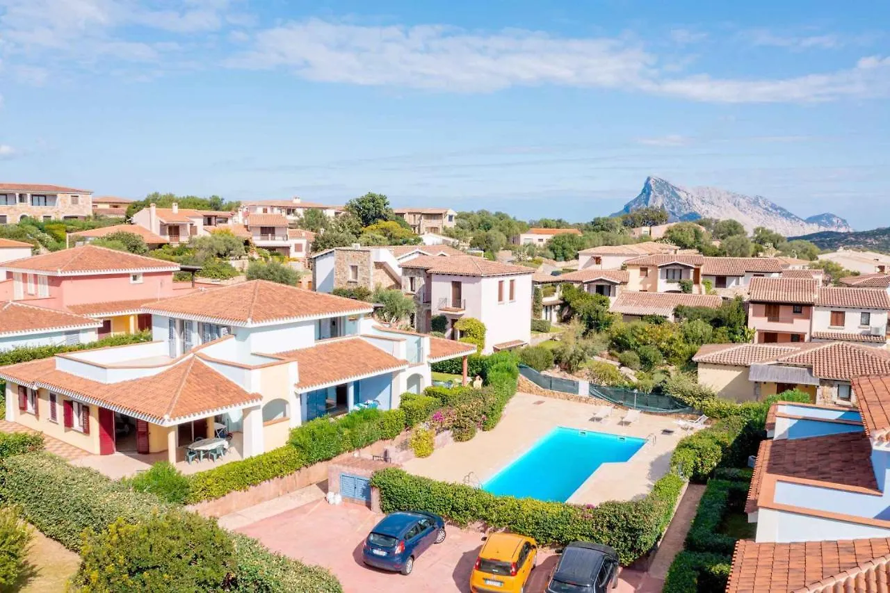 Apartment Holiday Home In Monte Petrosu 42788 Italy